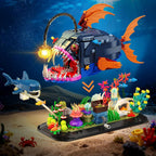 TERRAMUS Mechanical Anglerfish Building Set, 1139 Pcs Deep Sea Lantern Fish Ocean Animal Block Kit with Moving Gear Base Decor Gift Age 12+